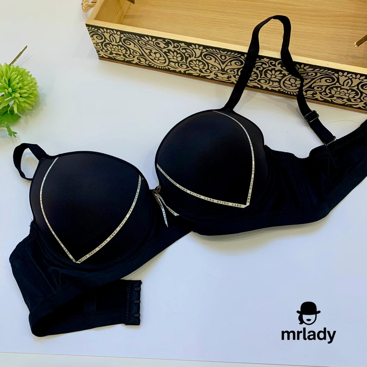 OBLONG LIGHT PUSH UP BRA