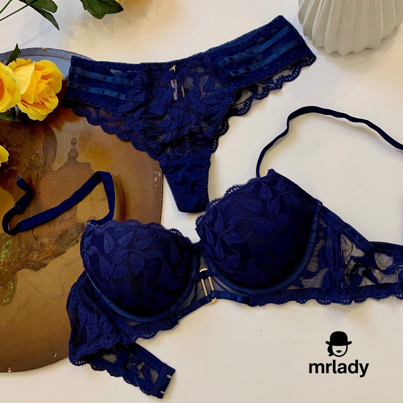 GOLD LOOP LIGHT PUSH UP BRA SET
