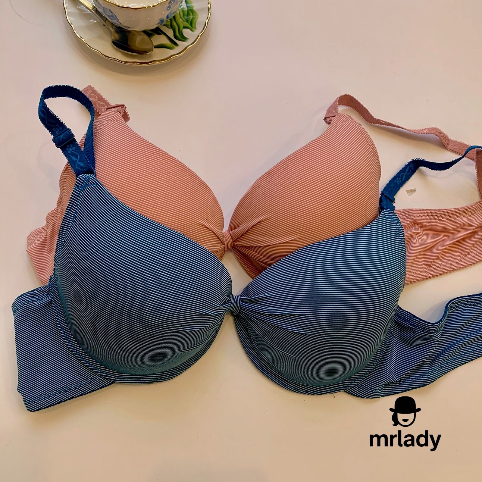 FRONT KNOT THIN PAD BRA V1
